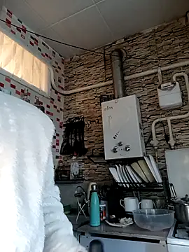 Snapshot of MilkySky chatting on 6, 4, 2026 MilkySky online show from 6, 4, 2026