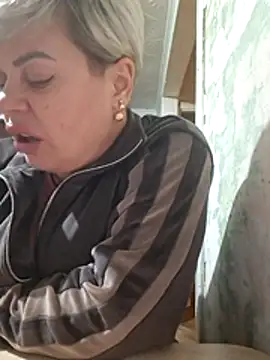 Snapshot of MilkySky chatting on 15, 4, 2026 MilkySky online show from 15, 4, 2026