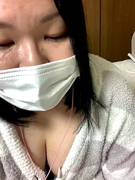 Snapshot of mina_mi_na chatting on 17, 11, 2025 mina mi na online show from 17, 11, 2025