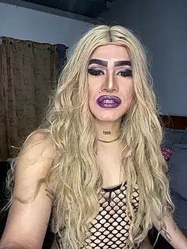 melani ferraraa  online show from 6, 4, 2026