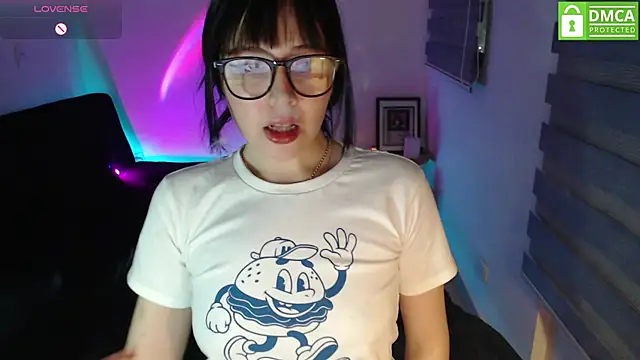 Snapshot of just_meko chatting on 10, 6, 2026 just meko online show from 10, 6, 2026