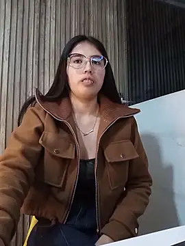 Snapshot of Valk_submissive chatting on 16, 3, 2026 Valk submissive online show from 16, 3, 2026