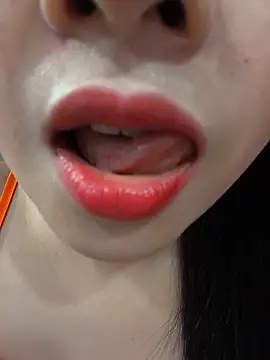 Okleotina9 online show from 18, 5, 2026