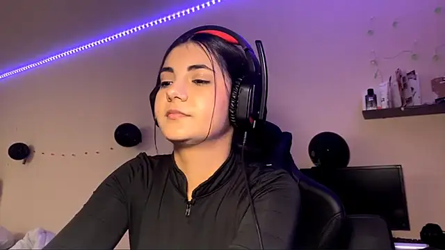 Marry glow online show from 30, 10, 2025