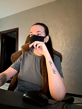 Snapshot of ZlatoslavaLo chatting on 12, 11, 2025 ZlatoslavaLo online show from 12, 11, 2025