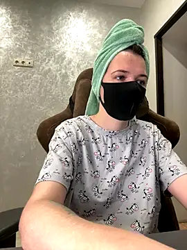 Snapshot of ZlatoslavaLo chatting on 25, 11, 2025 ZlatoslavaLo online show from 25, 11, 2025