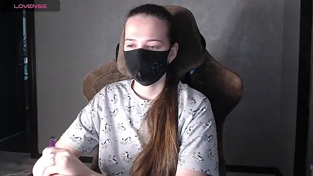 Snapshot of ZlatoslavaLo chatting on 26, 11, 2025 ZlatoslavaLo online show from 26, 11, 2025