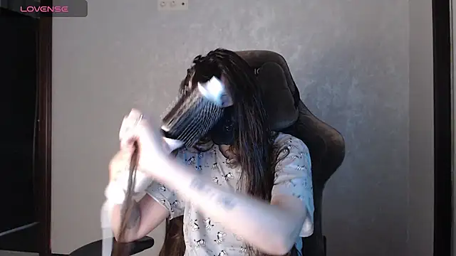 Snapshot of ZlatoslavaLo chatting on 28, 11, 2025 ZlatoslavaLo online show from 28, 11, 2025