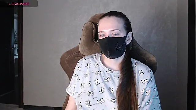 Snapshot of ZlatoslavaLo chatting on 1, 12, 2025 ZlatoslavaLo online show from 1, 12, 2025