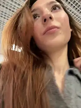 Snapshot of LilluKatten chatting on 31, 3, 2026 LilluKatten online show from 31, 3, 2026