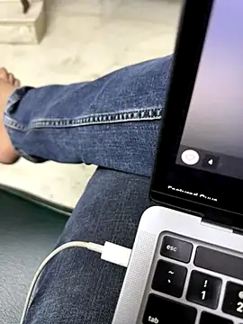 curvydickindian online show from 30, 10, 2025