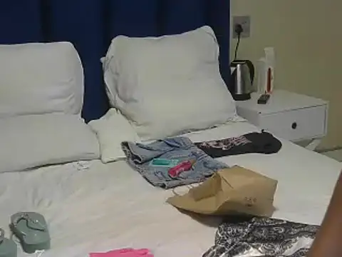 baddiemine05 online show from 17, 12, 2025