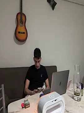 yasinesra757  online show from 7, 1, 2026