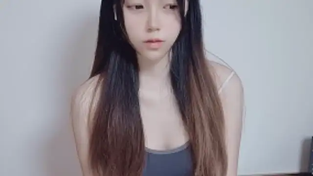 JuliaNoir online show from 12, 1, 2026