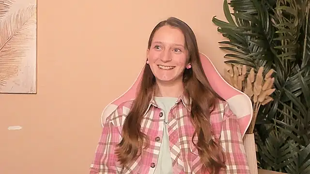 EwaBuiKama online show from 31, 10, 2025