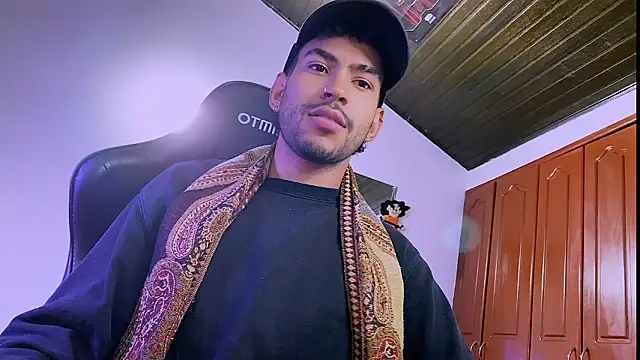 Snapshot of 3v1l chatting on 16, 1, 2026 3v1l online show from 16, 1, 2026