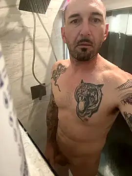 Snapshot of RobsBigD chatting on 4, 11, 2025 RobsBigD online show from 4, 11, 2025