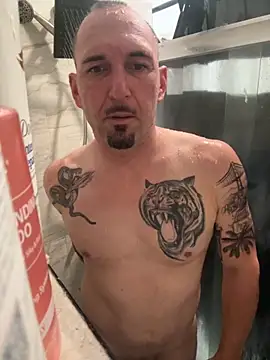 Snapshot of RobsBigD chatting on 20, 11, 2025 RobsBigD online show from 20, 11, 2025