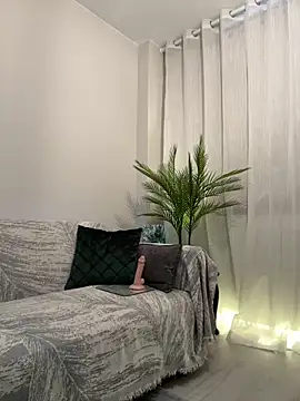 HotLdyllic online show from 28, 2, 2026