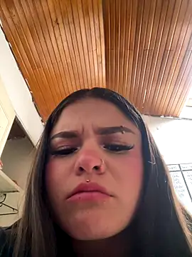 Camila Duarte  online show from 10, 11, 2025