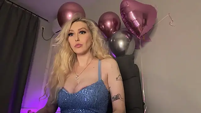 Liya Liss online show from 2, 12, 2025