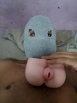 Snapshot of knunesputifero00 chatting on 15, 4, 2026 knunesputifero00 online show from 15, 4, 2026