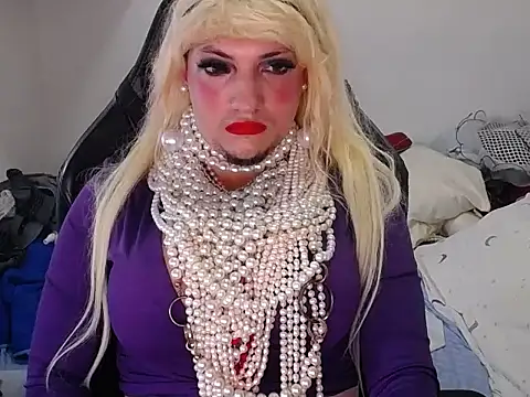 VanesaCrossic online show from 18, 1, 2026