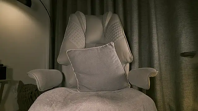 Snapshot of lianewhite chatting on 18, 3, 2026 lianewhite online show from 18, 3, 2026