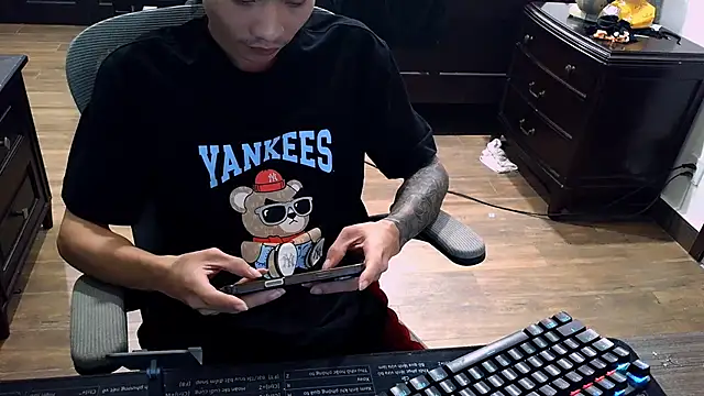  lulu9999  online show from 16, 12, 2025