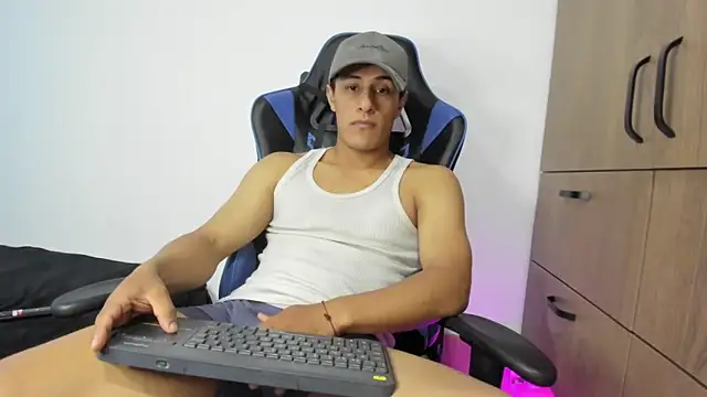 dorman boy online show from 22, 11, 2025