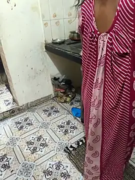 Snapshot of cuteriya5 chatting on 3, 3, 2026 cuteriya5 online show from 3, 3, 2026