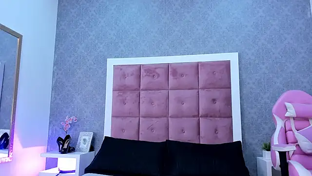 Snapshot of ailenaranda chatting on 28, 11, 2025 ailenaranda online show from 28, 11, 2025