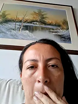 Lauryn Jones online show from 24, 5, 2026