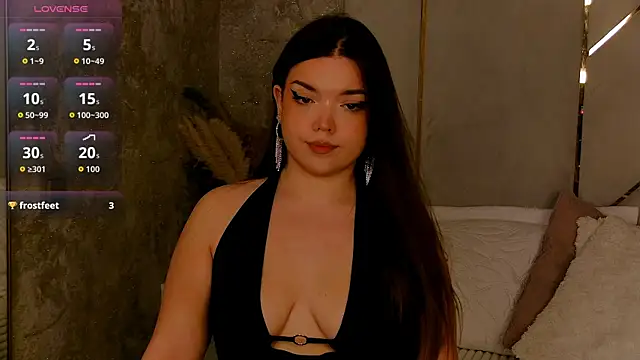 Snapshot of NaomiAster chatting on 4, 7, 2026 NaomiAster online show from 4, 7, 2026