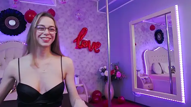 Snapshot of GracieCute chatting on 18, 2, 2025 GracieCute online show from 18, 2, 2025