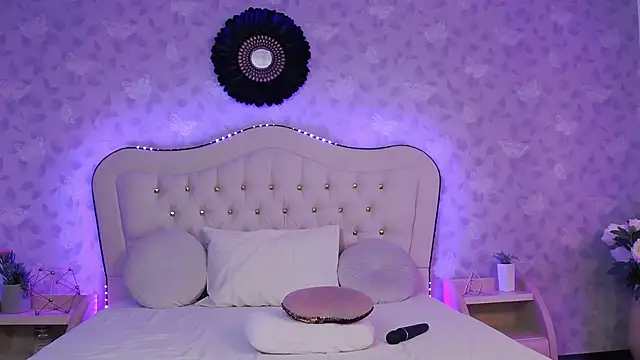 Snapshot of GracieCute chatting on 27, 2, 2025 GracieCute online show from 27, 2, 2025