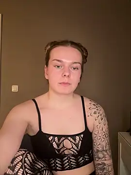 LisaFreierxx online show from 27, 2, 2026