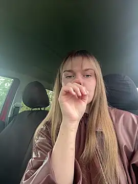 LisaFreierxx online show from 5, 5, 2026
