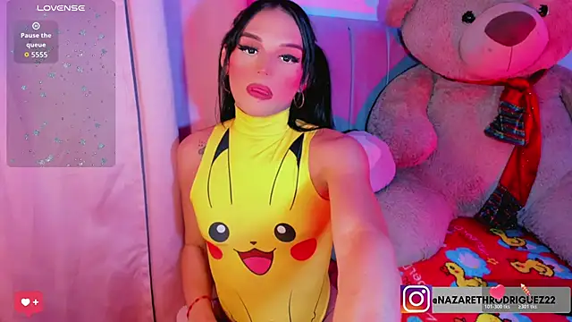 Snapshot of SexyNaza_1 chatting on 22, 12, 2025 SexyNaza 1 online show from 22, 12, 2025