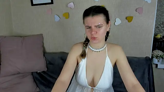 Zorianaa online show from 10, 5, 2026