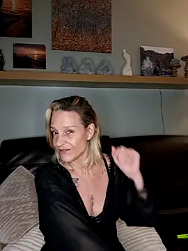 LittleSexyT online show from 10, 11, 2025