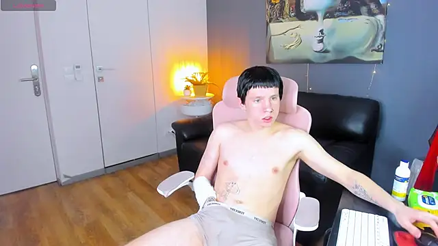 Snapshot of CutieKai_ chatting on 9, 4, 2026 CutieKai online show from 9, 4, 2026