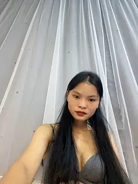 lung-linh online show from 5, 11, 2025