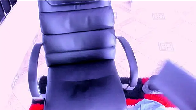 soy Aron online show from 15, 11, 2025