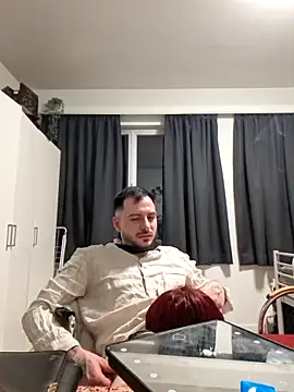 Snapshot of rebebia13 chatting on 22, 2, 2026 rebebia13 online show from 22, 2, 2026