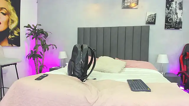 kendra london online show from 28, 4, 2026