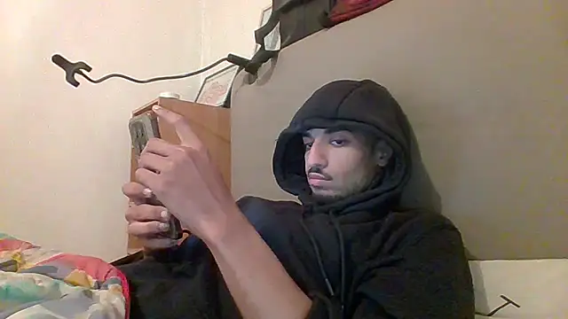 Snapshot of sylence777 chatting on 16, 11, 2025 sylence777 online show from 16, 11, 2025