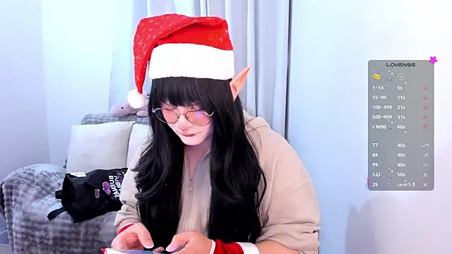 Snapshot of Omorimori chatting on 21, 12, 2025 Omorimori online show from 21, 12, 2025