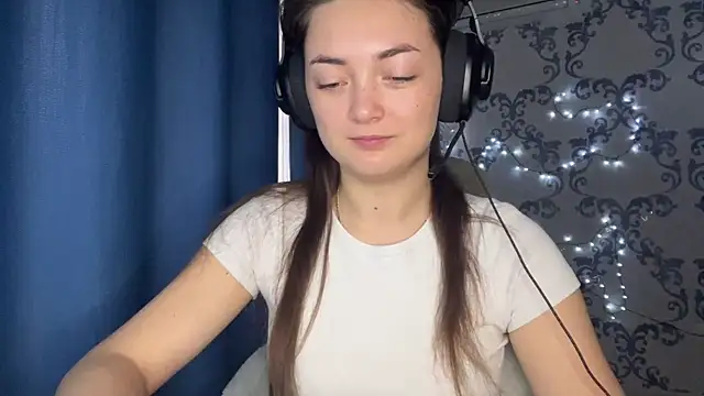 TwotyBright online show from 3, 12, 2025