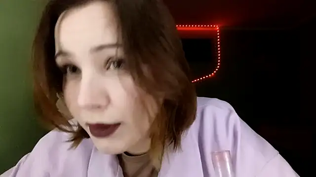 Snapshot of RachelleHeth chatting on 14, 11, 2025 RachelleHeth online show from 14, 11, 2025